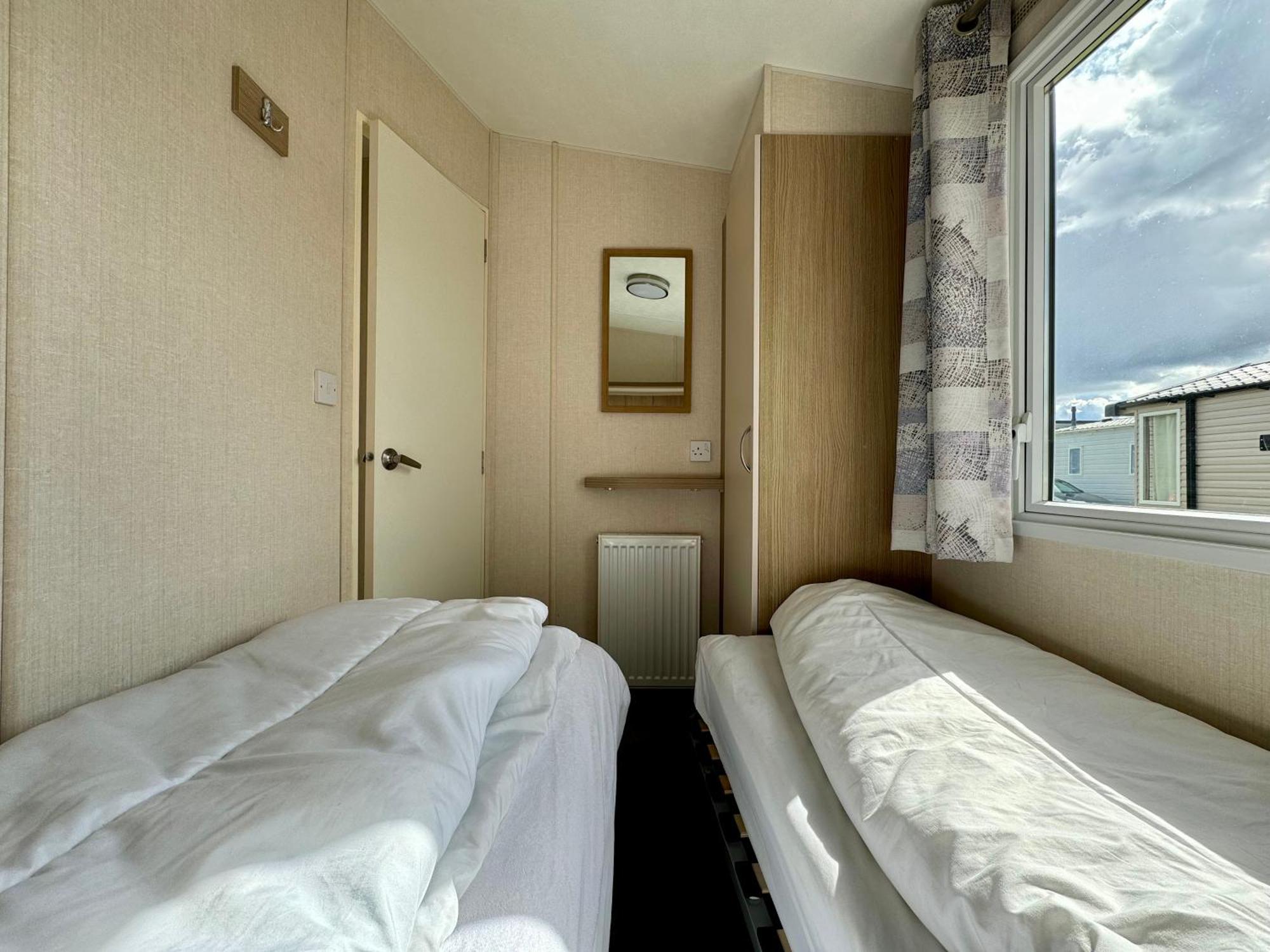New Sea View Platinum Caravan With Huge Decking Newcastle upon Tyne Bagian luar foto