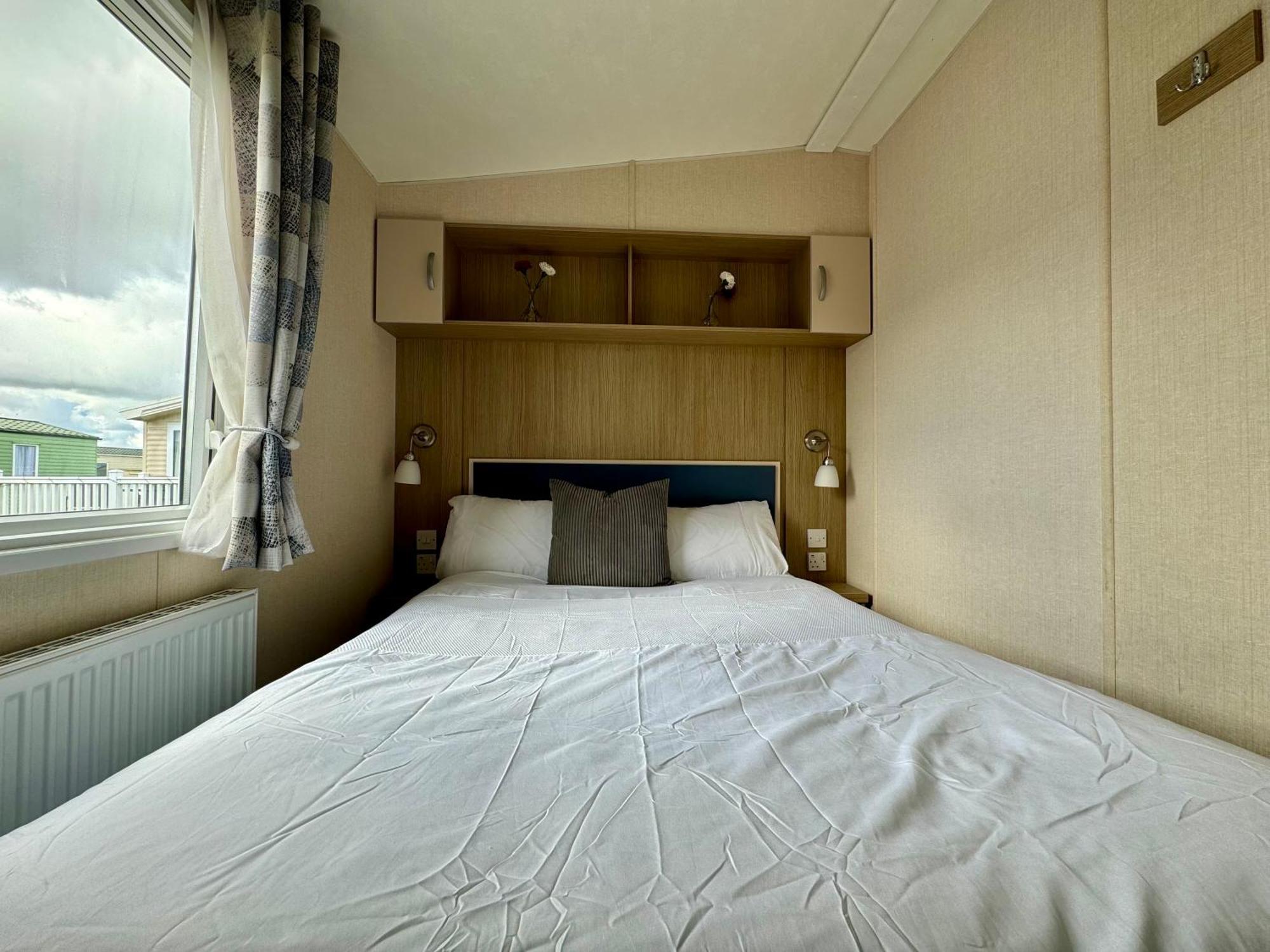 New Sea View Platinum Caravan With Huge Decking Newcastle upon Tyne Bagian luar foto